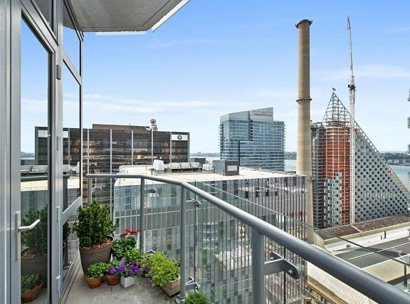 3rd image of 555 W 59th St APT 26B