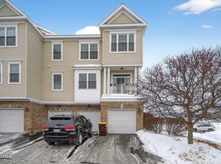 4201 Admirals Walk Dr, Cohoes, NY 12047