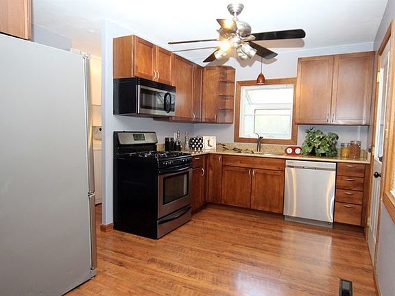 4th image of this home