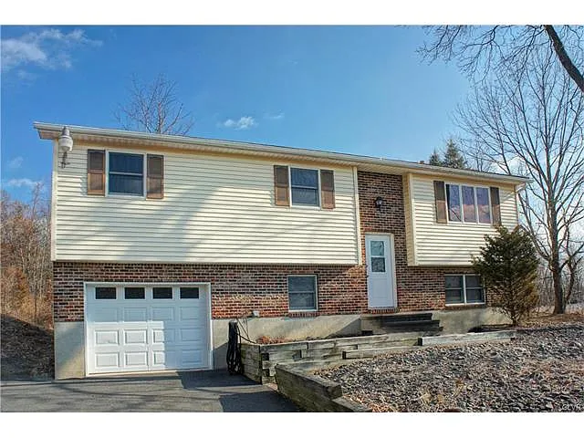 222 Ramblebush Rd photo 1
