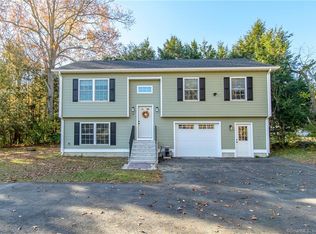 49 Proulx St, Brooklyn, CT 06234