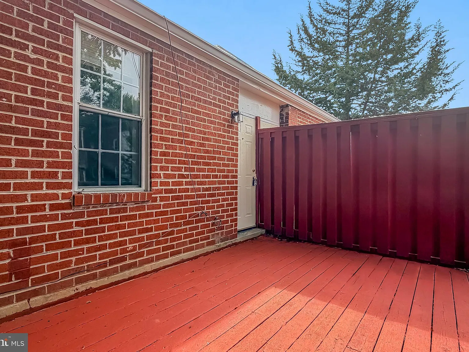 2816 Hartford St SE — Photo 2