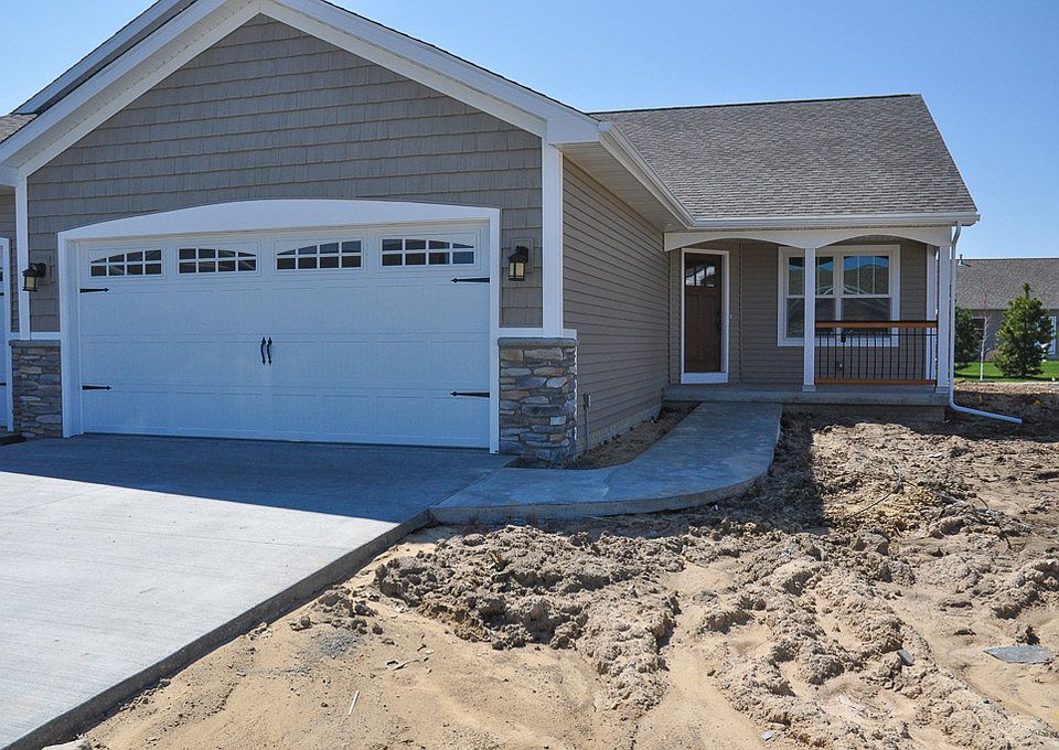 1st image of 66 Tuscany Cir