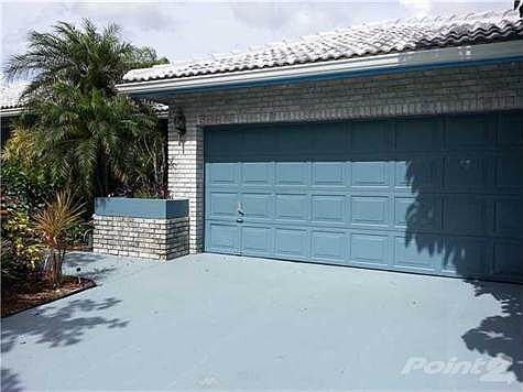 5th image of 5449 NW 61st Ave