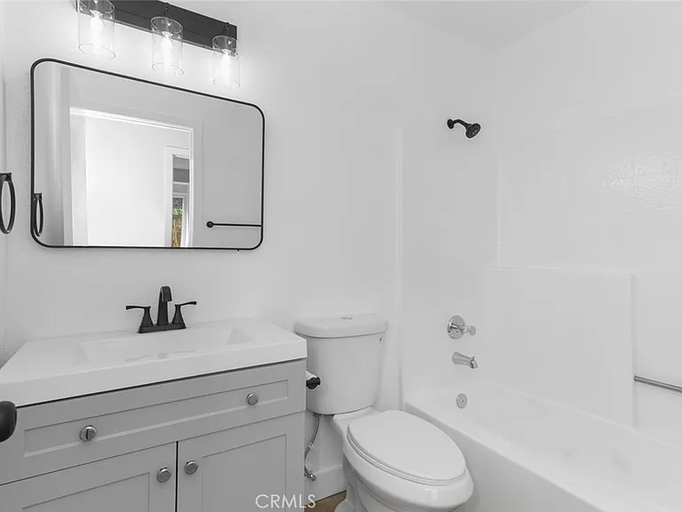 39585 Oak Cliff Dr — Photo 11