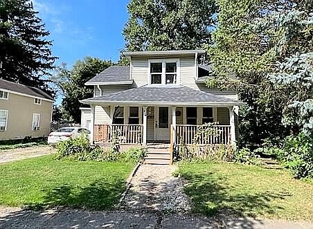 2nd image of 414 Susan Ave