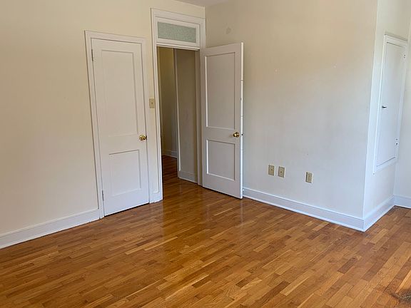 5th image of 710-728 Woodstock Ln #726