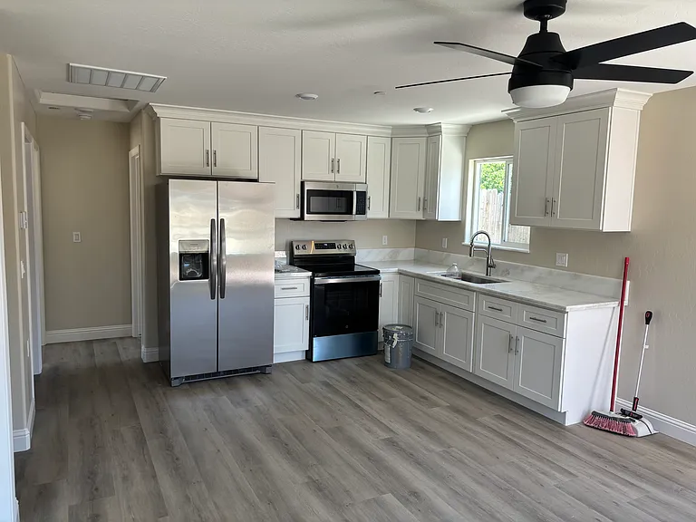 17321 Daley Rd — Photo 3