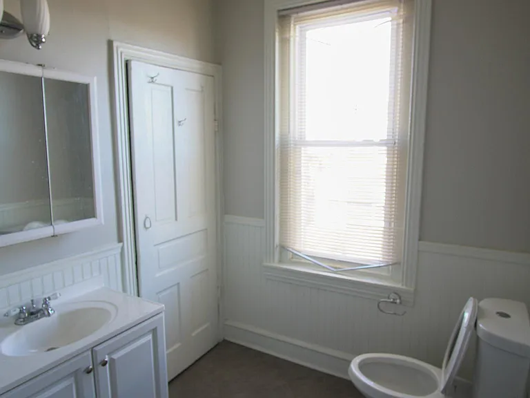 1900 S 18th St #3 — Photo 13