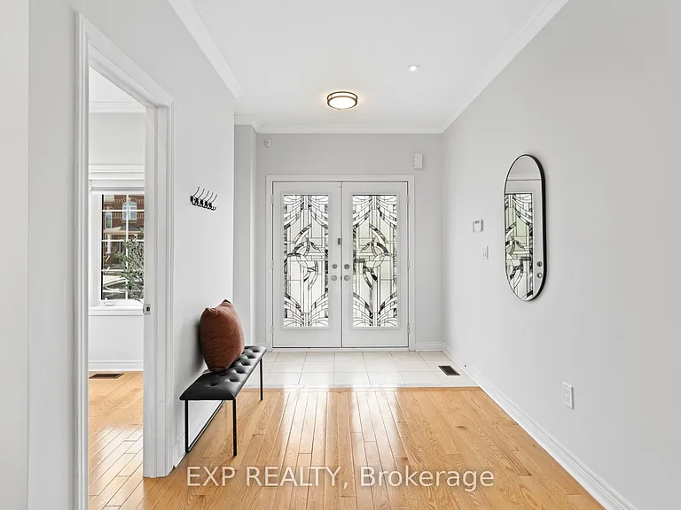 131 Greenwood Rd — Photo 2
