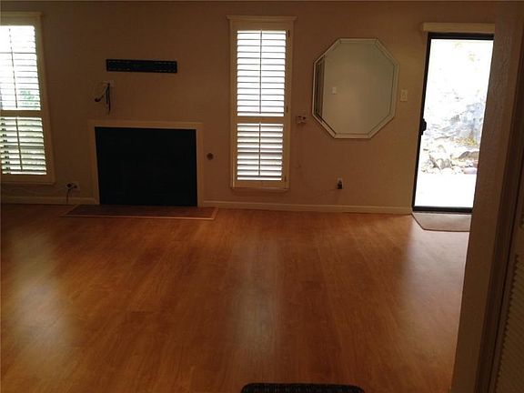 3rd image of 702 La Chapa Ave