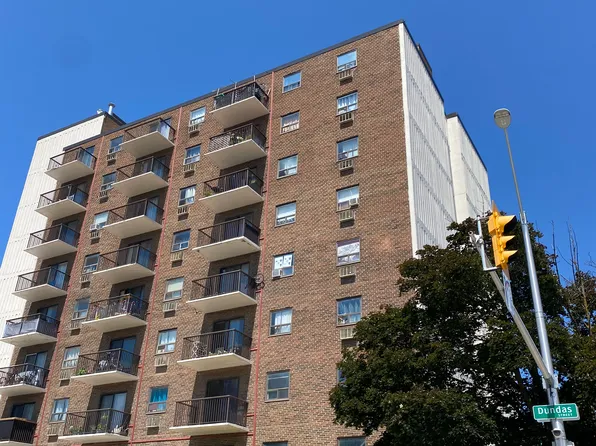 Dundas Apartments, 470 Dundas St, London, ON N6B 1W3
