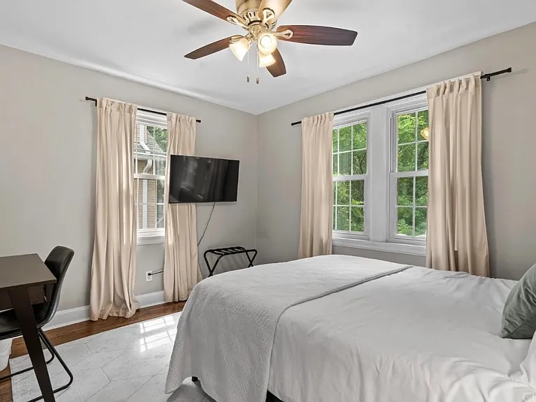 3445 Oak View Pl — Photo 13