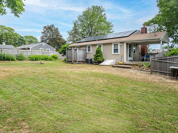 3rd image of 25 Buckwood Drive