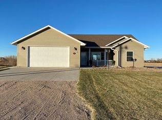 3705 Long Island Rd, Kearney, NE 68845