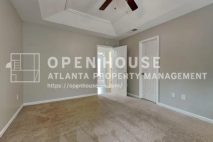 21 Leighs Grove Way — Photo 12