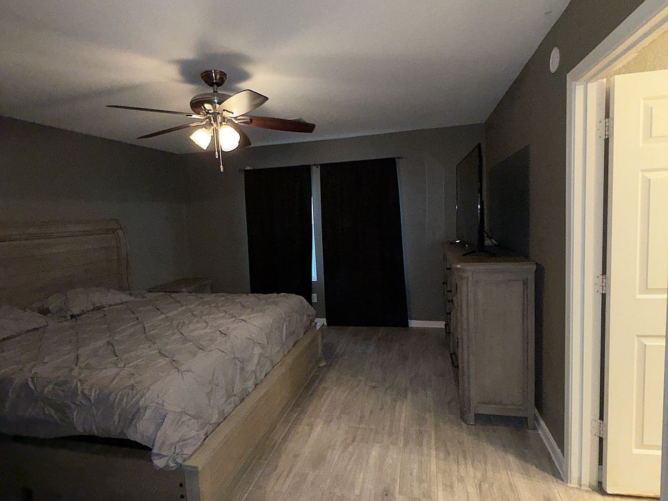 1st image of 8520 E Via Cortina De Madera