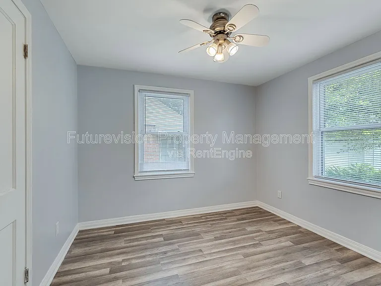 1703 Glenwood Ave — Photo 7