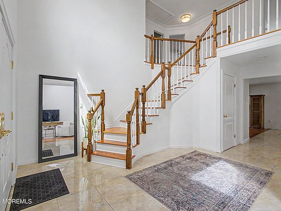 4th image of 10 Campo Lane
