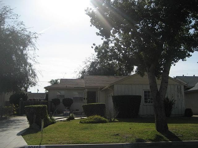 2nd image of 10456 Molette St