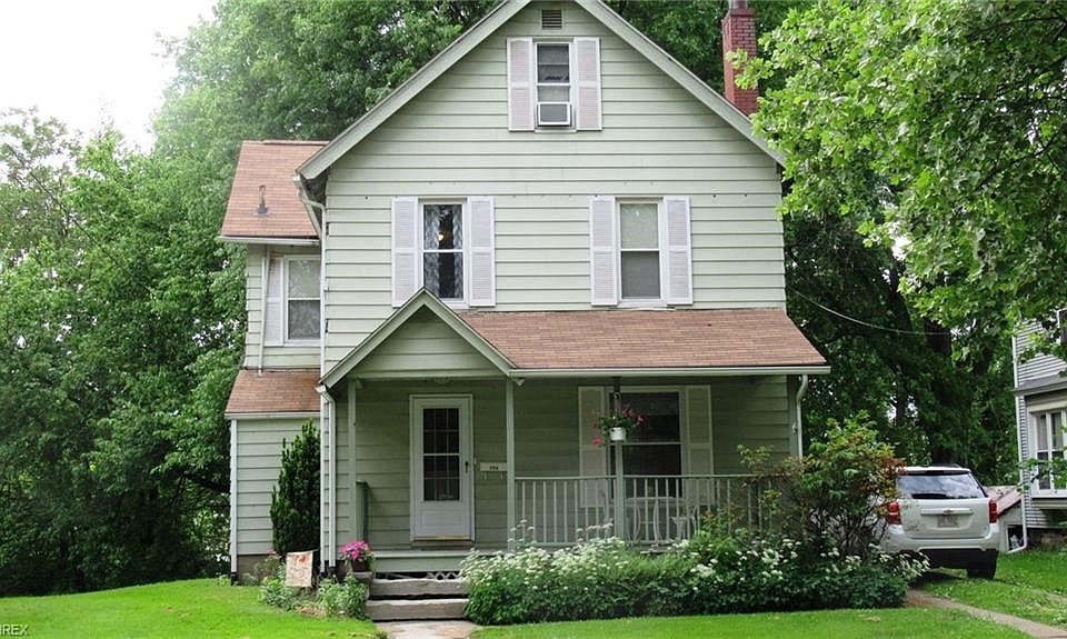 1st image of 947 S Lundy Ave