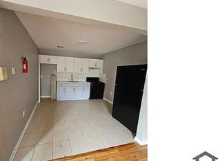 118 S 7th St FLOOR 2, Newark, NJ 07107