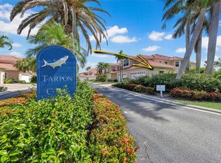 196 Tarpon Cove Blvd APT 722, Punta Gorda, FL 33950