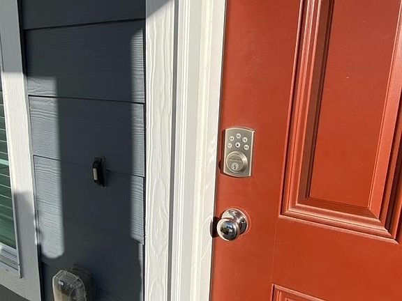 2nd image of 3208 Coyote Way
