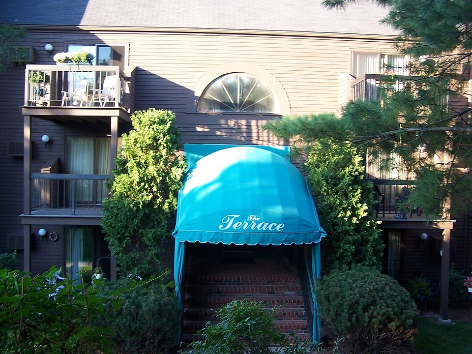 2nd image of 200 Colonial Dr Unit 307
