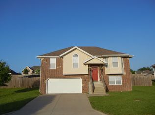 990 S Hedge Dr, Nixa, MO 65714