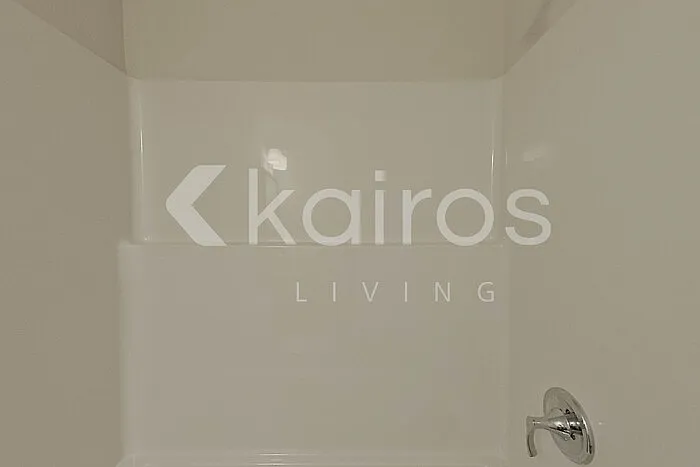 2083 Banyan Cir — Photo 24
