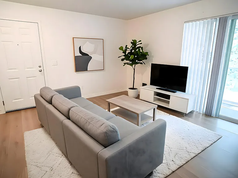 1405 S 308th St #301 — Photo 5