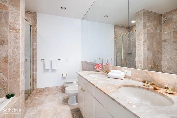 Rented by Sotheby's International Realty | media 9