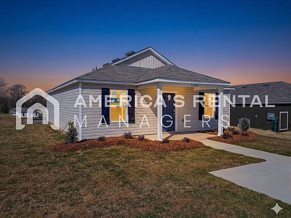 2nd image of 14369 Firefly Ln