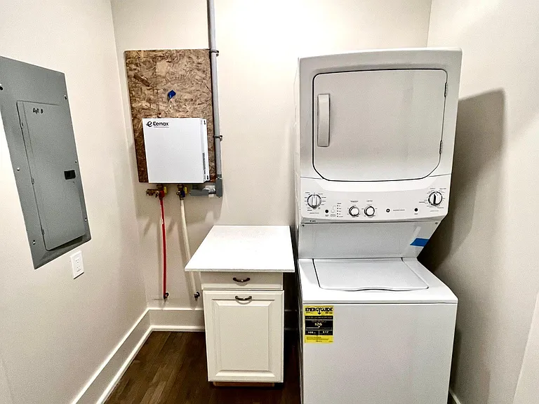 101 S Main St #301 — Photo 14