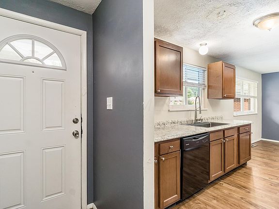 4th image of 6383 Astor Ave