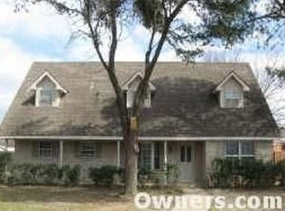 1404 Weathered St, Irving, TX 75062