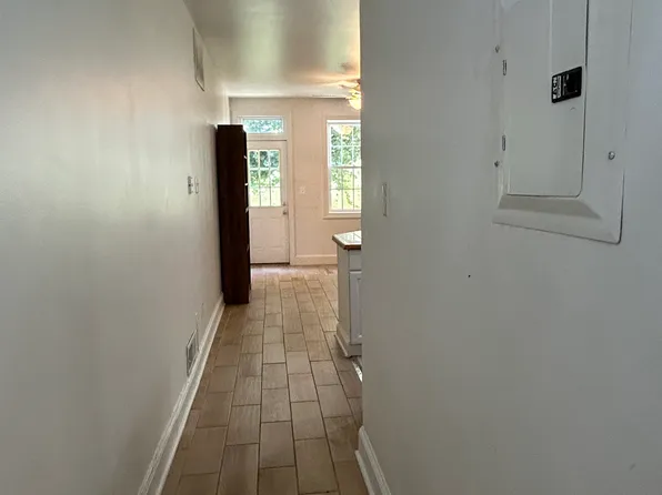 1666 32nd St NW APT 5, Washington, DC 20007