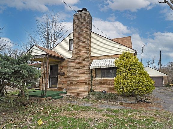 2nd image of 209 Julia Ave