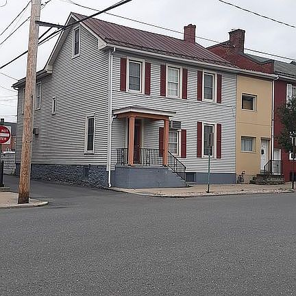 4th image of 16 N Main St