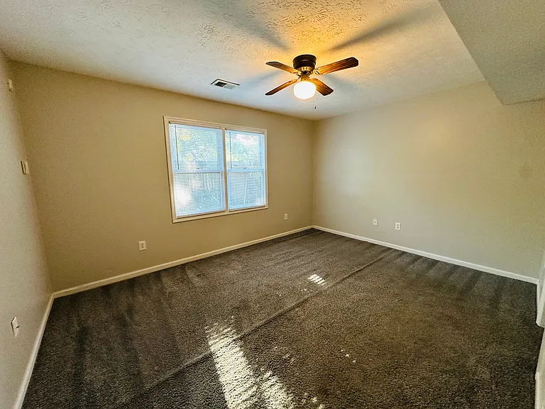 3736 Cottage Cir — Photo 8