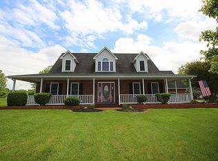 4673 Country Club Rd, Troutville, VA 24175