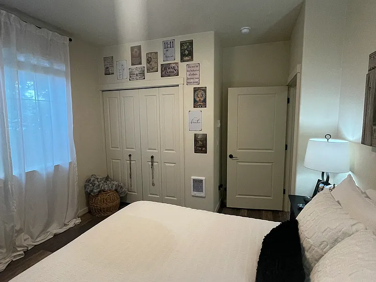 819 NW Wheelock Pl #819 — Photo 63