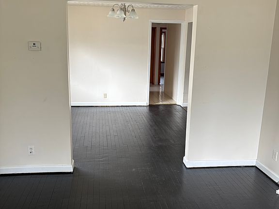 4th image of 48 Payne Ave Unit 1