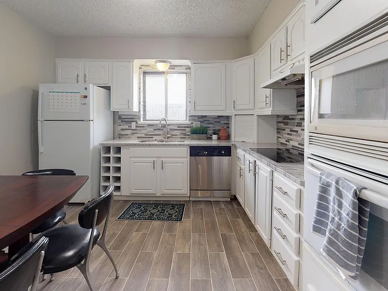 5330 Daytona Dr — Photo 17