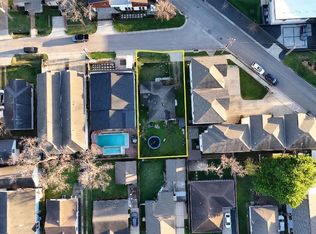 1107 E 27th St, Houston, TX 77009