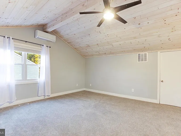 236 E Juniper Ave — Photo 16