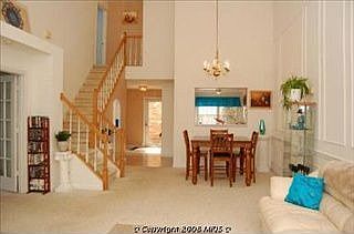 3rd image of 104 Southampton Ct