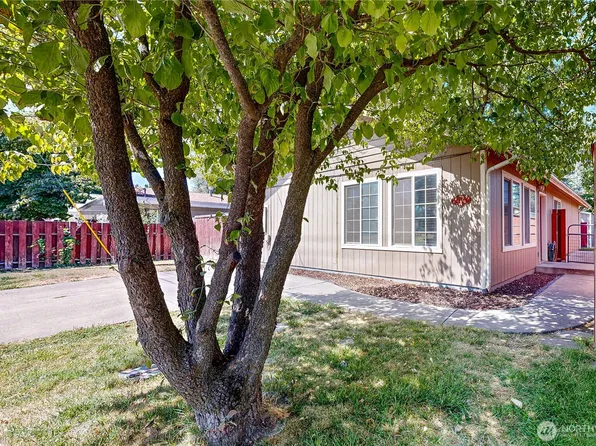 514 School Avenue, Walla Walla, WA 99362