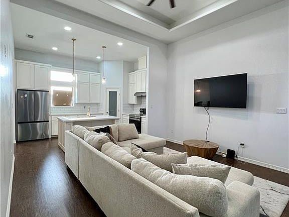 4th image of 10709 N Sugar Bear Dr